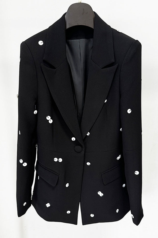 Beautifully Crafted Garment in a Classic Style
