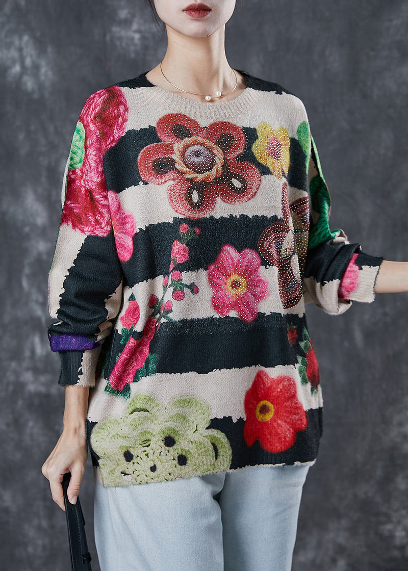 Effortlessly Elegant Sweater with a Timeless Design