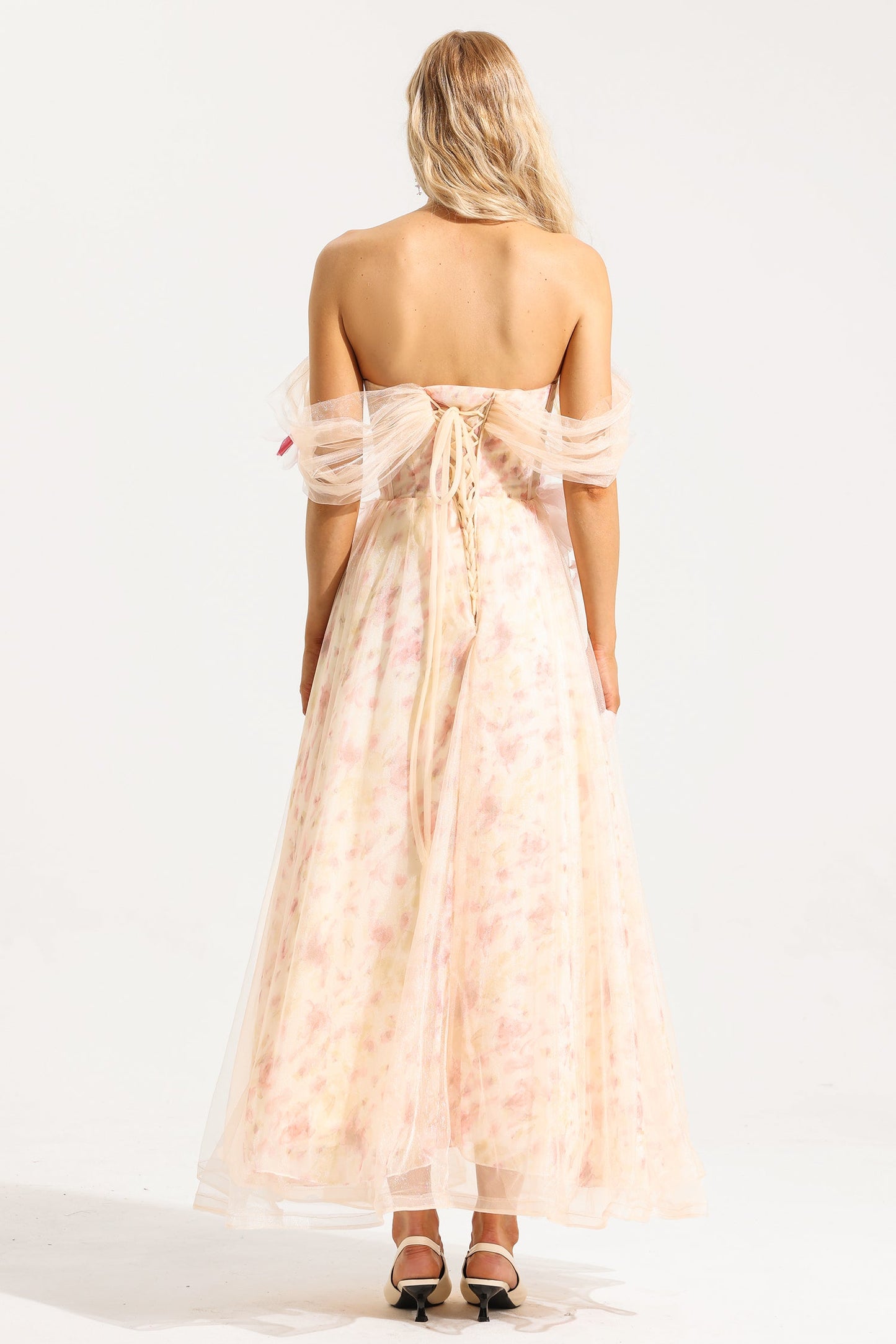 Classic Vintage & Enduringly Stylish Dress