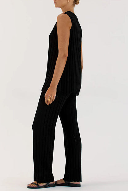 Classic Vintage Pants with a Flattering Fit