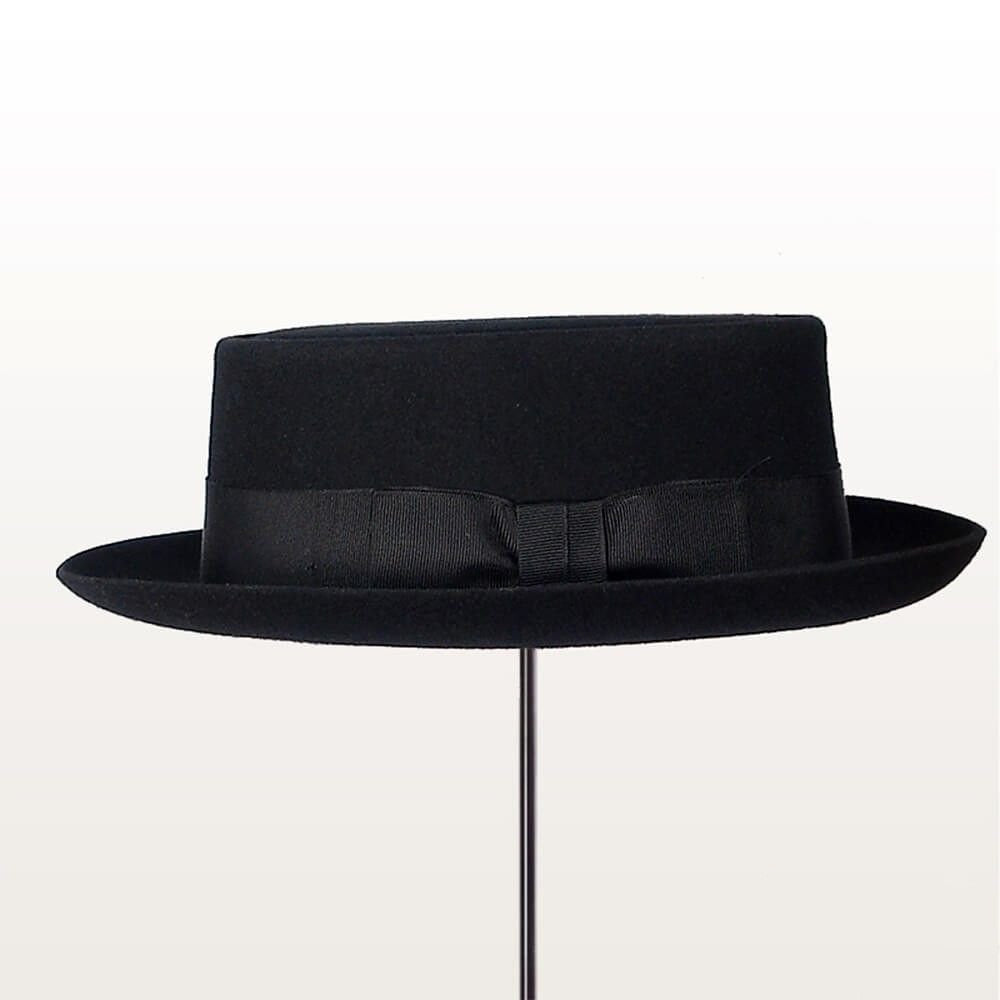 Well Tailored Garment with a Graceful Silhouette