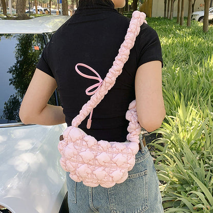 Gracefully Styled Bag for Any Occasion