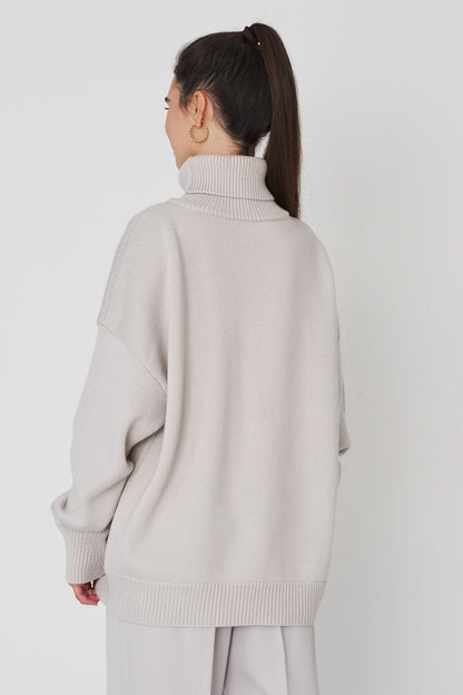 Polished Sweater with an Effortless Classic Look