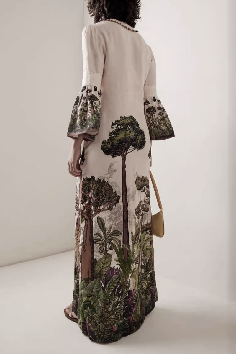 A Vintage Style Dress with Delicate Timeless Details