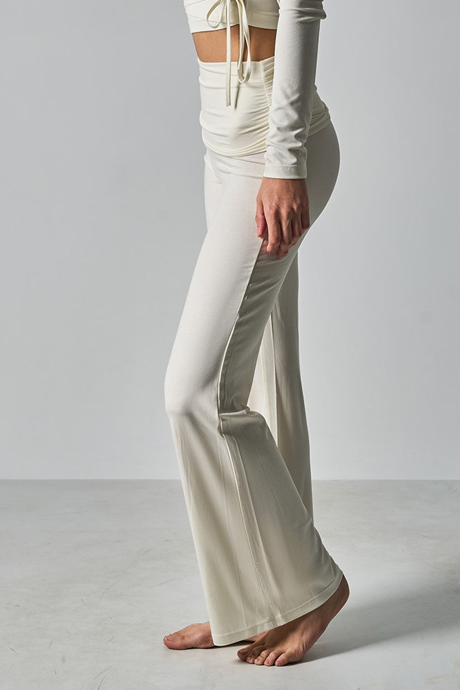 Sophisticated Pants with a Clean Classic Look