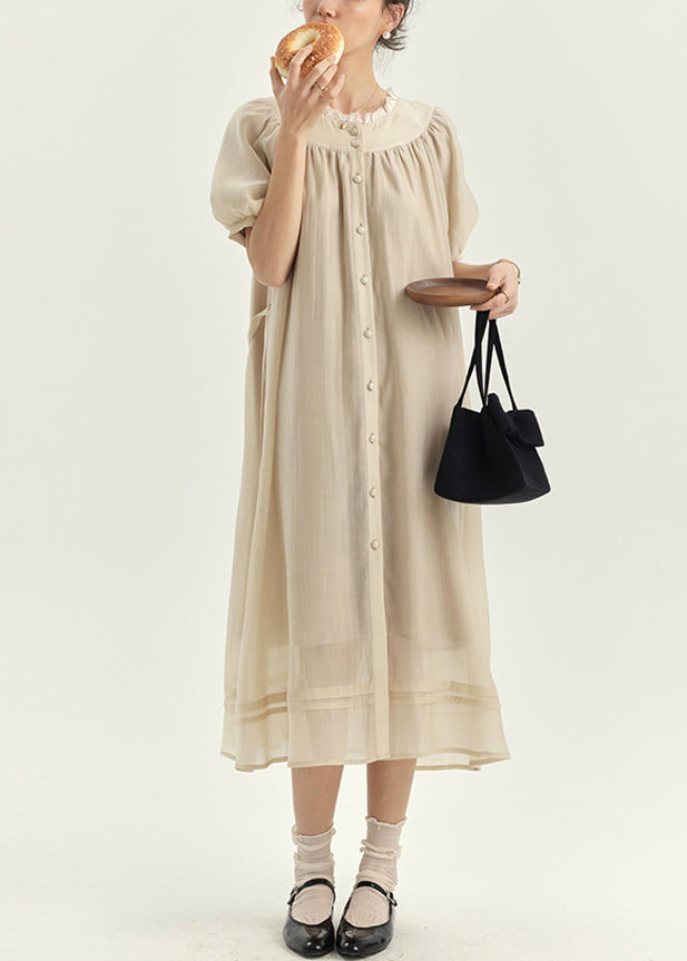 Beautifully Finished Dress in a Timeless Design