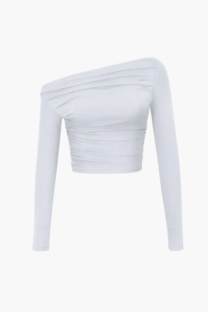 Well Tailored Top with a Graceful Silhouette