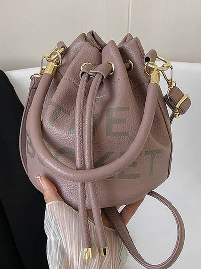 Effortlessly Elegant Bag with a Timeless Design