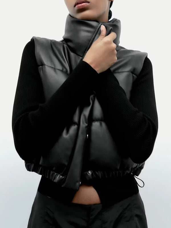 Effortlessly Elegant Garment with a Timeless Design
