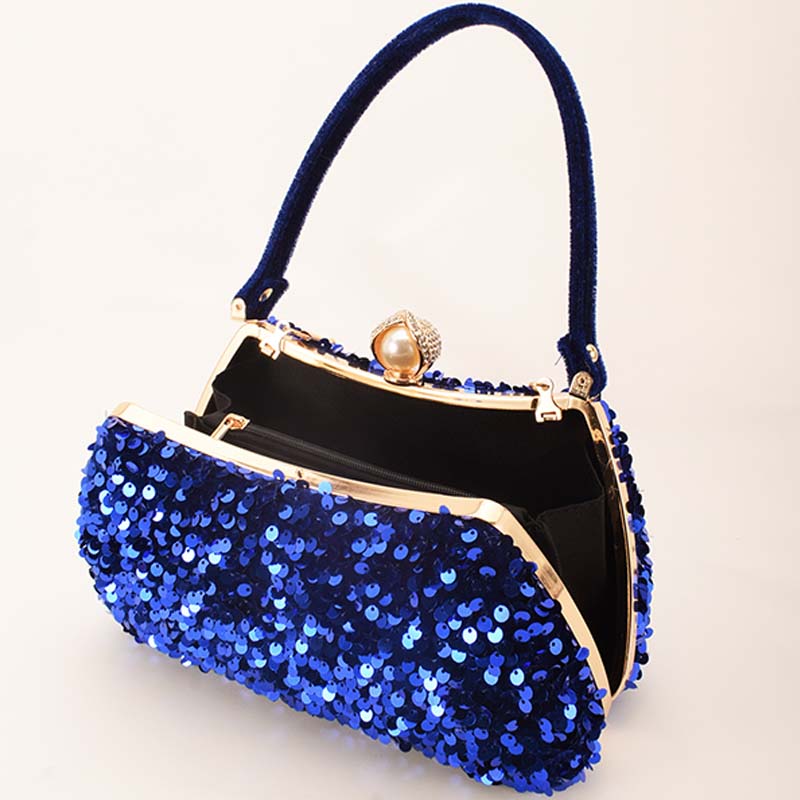 Beautifully Finished Bag in a Timeless Design