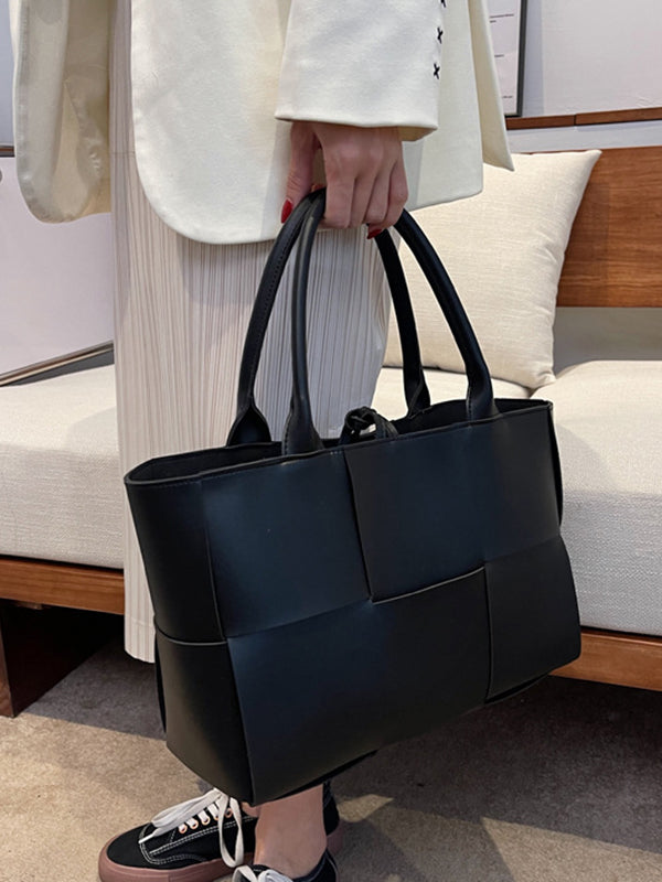 Classic Vintage Bag with a Flattering Fit