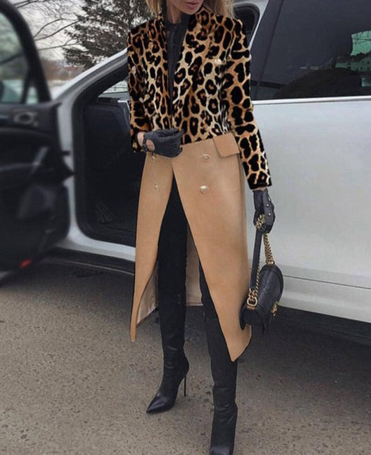 Elegantly Styled Coat for Everyday Wear