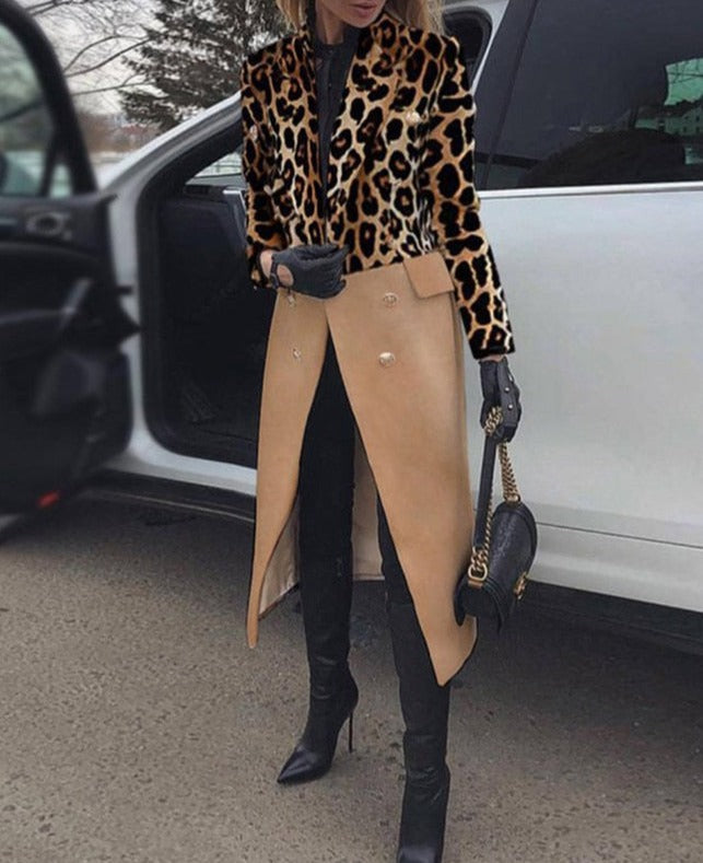 Elegantly Styled Coat for Everyday Wear