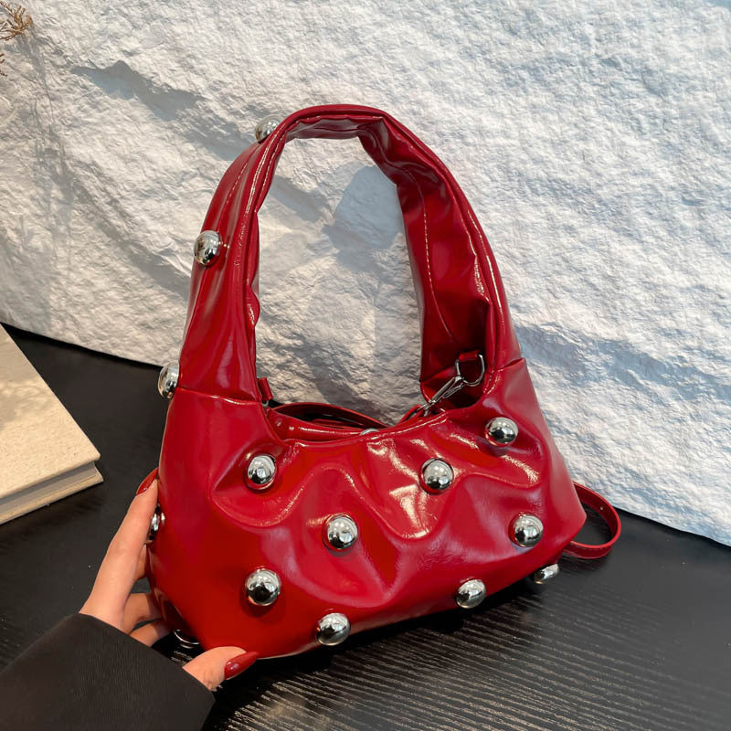Effortlessly Elegant Bag with a Timeless Design
