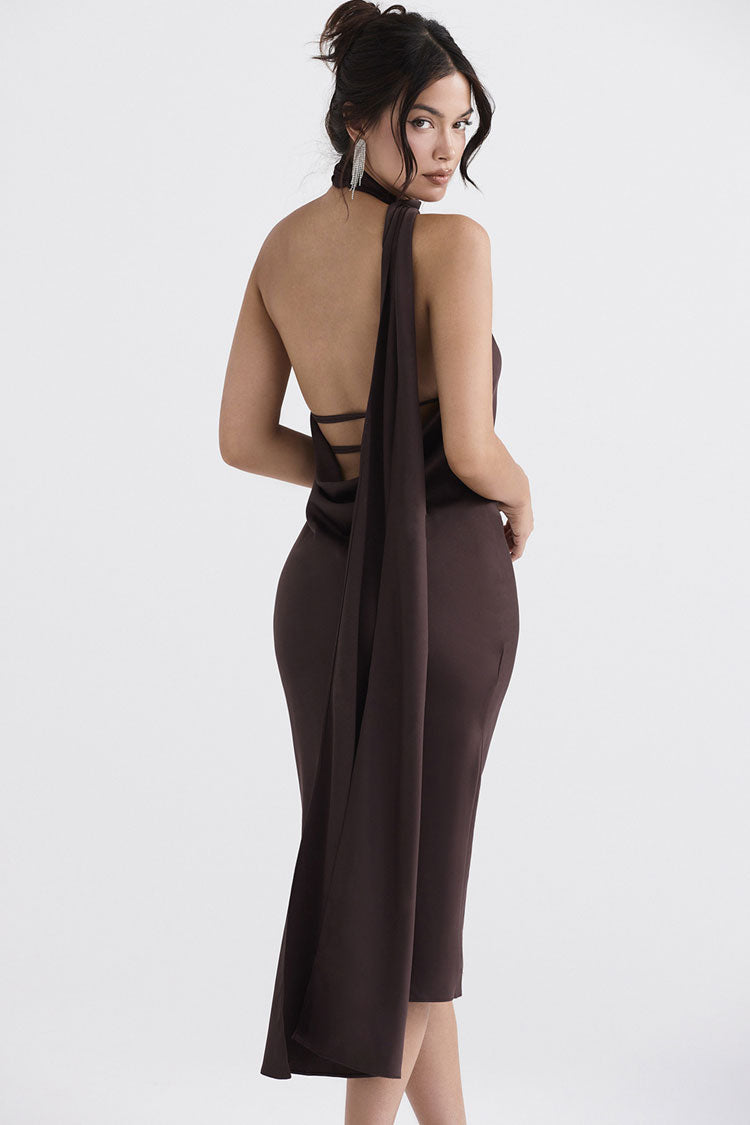 Gracefully Styled Dress for Any Occasion