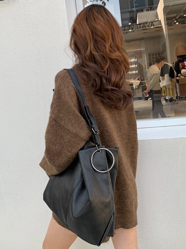 Effortlessly Elegant Bag with a Timeless Design