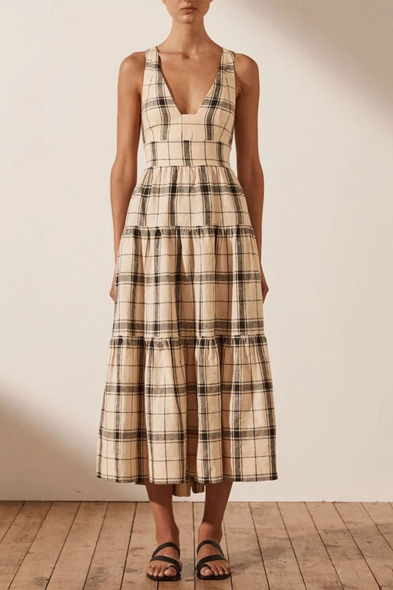 Classic Vintage Dress with a Flattering Fit