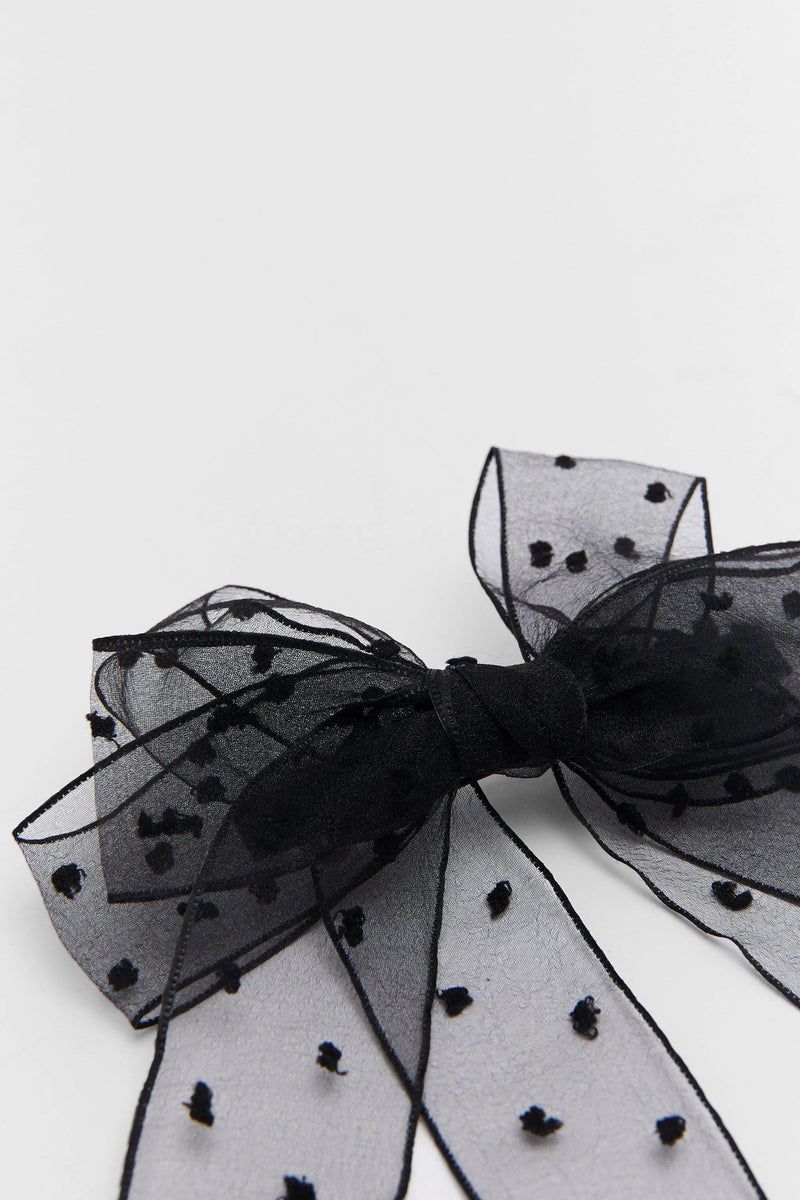 Gracefully Styled Garment for Any Occasion