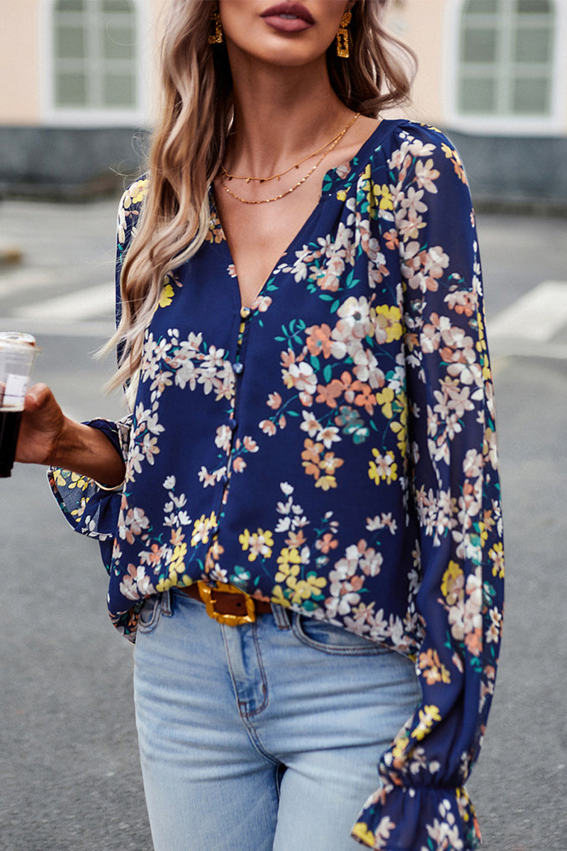 Classic Vintage & Enduringly Stylish Blouse