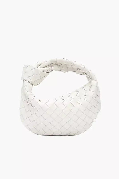 Polished Bag with an Effortless Classic Look