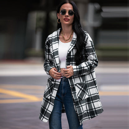 Well Tailored Coat with a Graceful Silhouette