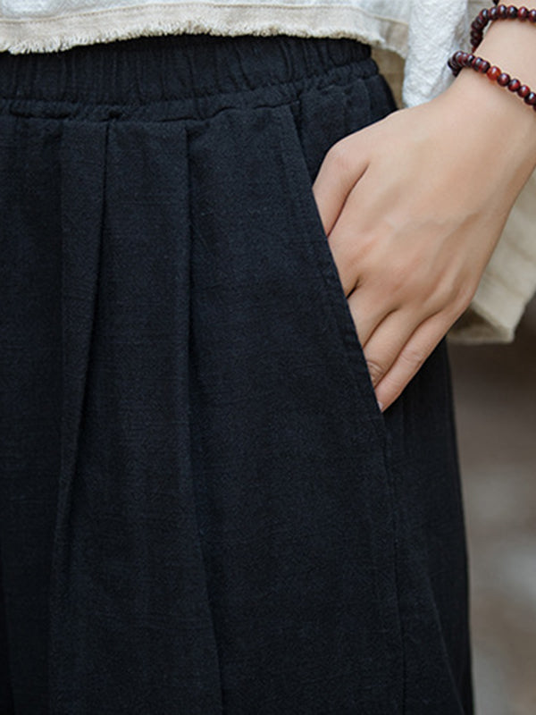 Effortlessly Elegant Trousers with a Timeless Design