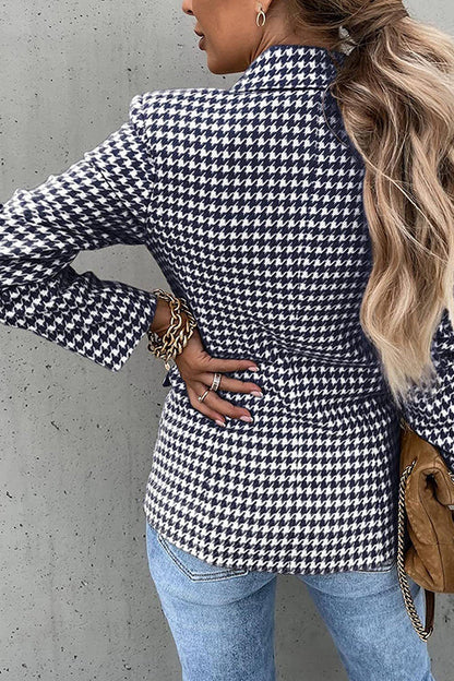 Gracefully Styled Jacket for Any Occasion