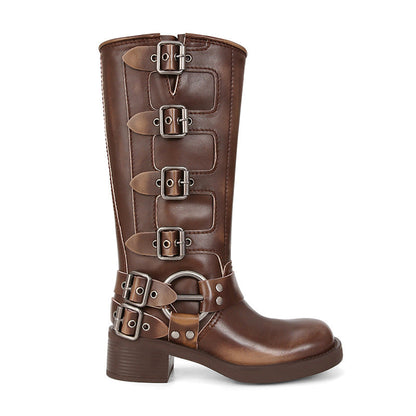 Beautifully Finished Boots in a Timeless Design