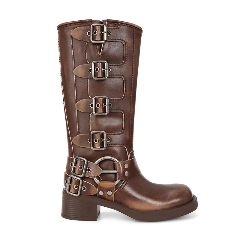 Beautifully Finished Boots in a Timeless Design