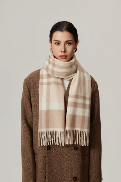 Effortlessly Elegant Garment with a Timeless Design