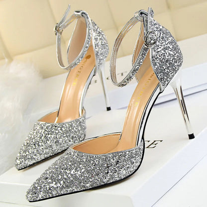 A Vintage Style Heels with Delicate Timeless Details
