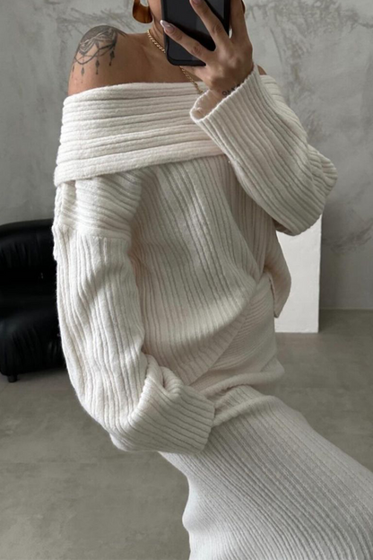 Effortlessly Elegant Garment with a Timeless Design