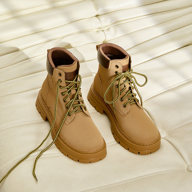 Beautifully Crafted Boots in a Classic Style