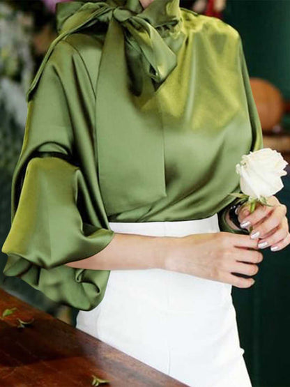 Effortlessly Elegant Blouse with a Timeless Design
