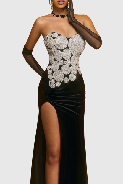 Gracefully Styled Dress for Any Occasion