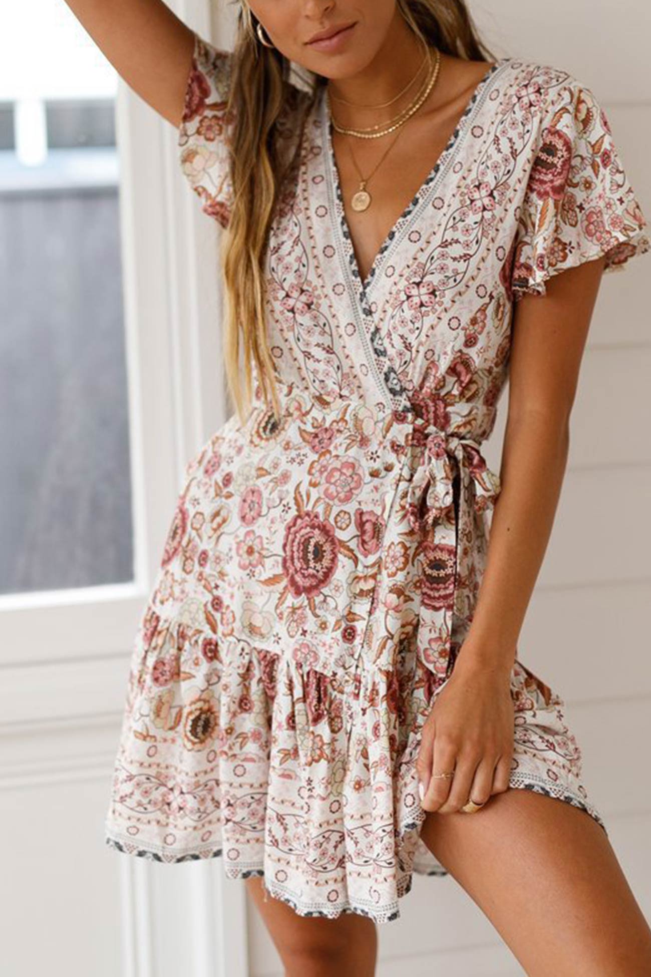 Sophisticated Dress with a Clean Classic Look