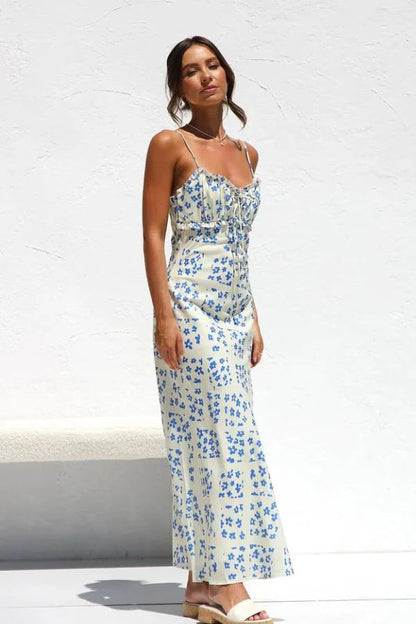 Beautifully Finished Garment in a Timeless Design