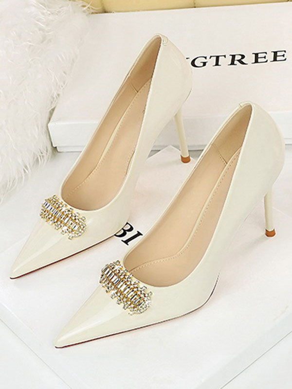 Elegantly Styled Garment for Everyday Wear