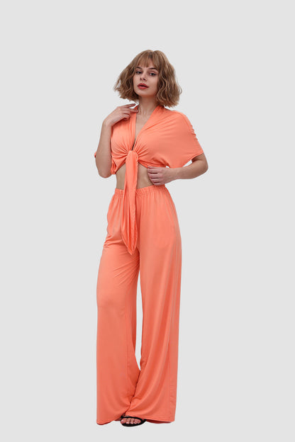 Well Tailored Pants with a Graceful Silhouette