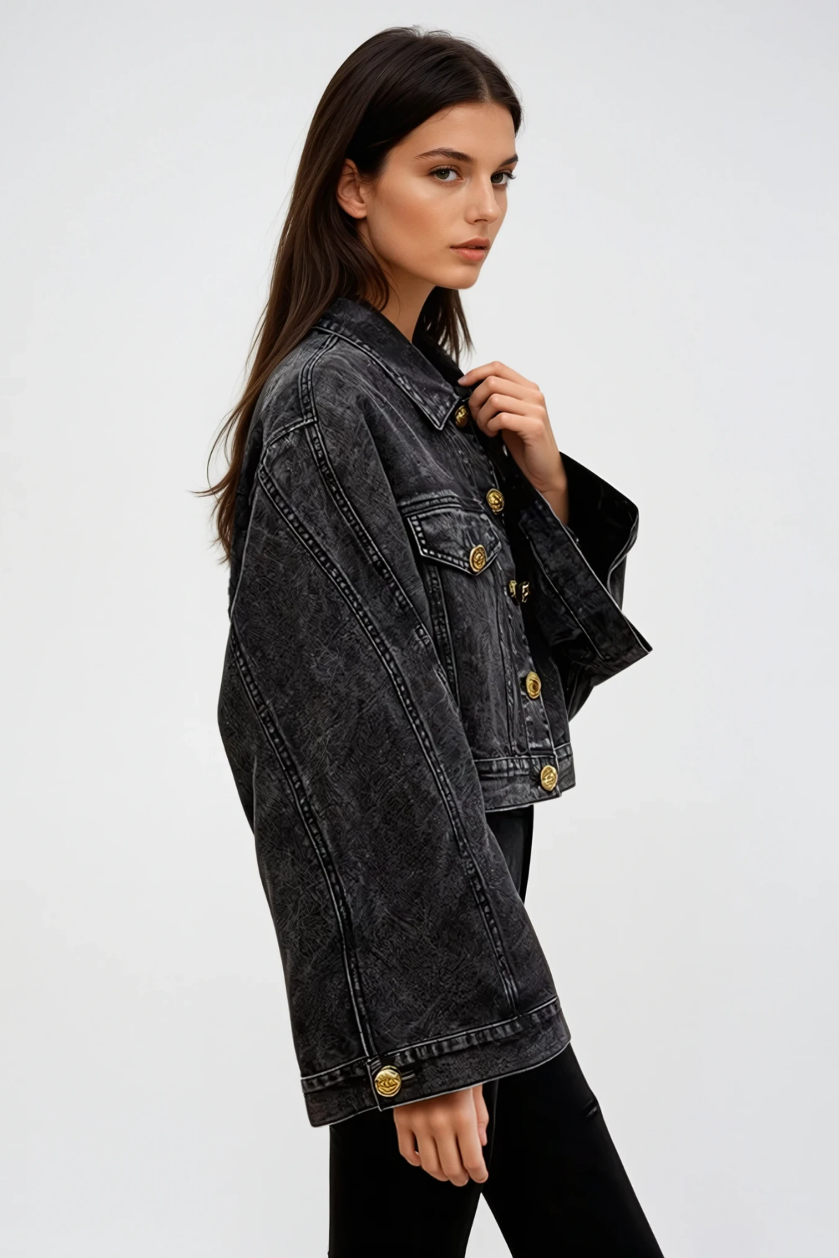 Gracefully Styled Jacket for Any Occasion