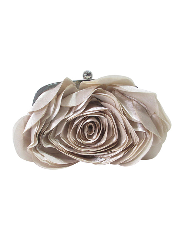 A Vintage Style Bag with Delicate Timeless Details