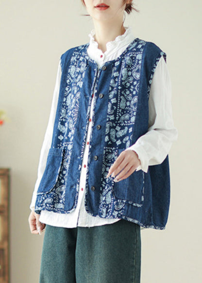 Elegantly Styled Coat for Everyday Wear