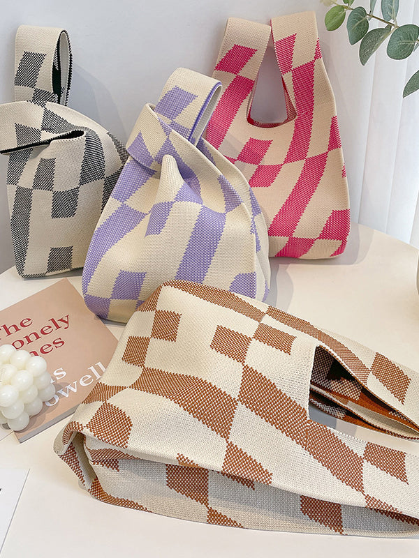 Sophisticated Bag with a Clean Classic Look