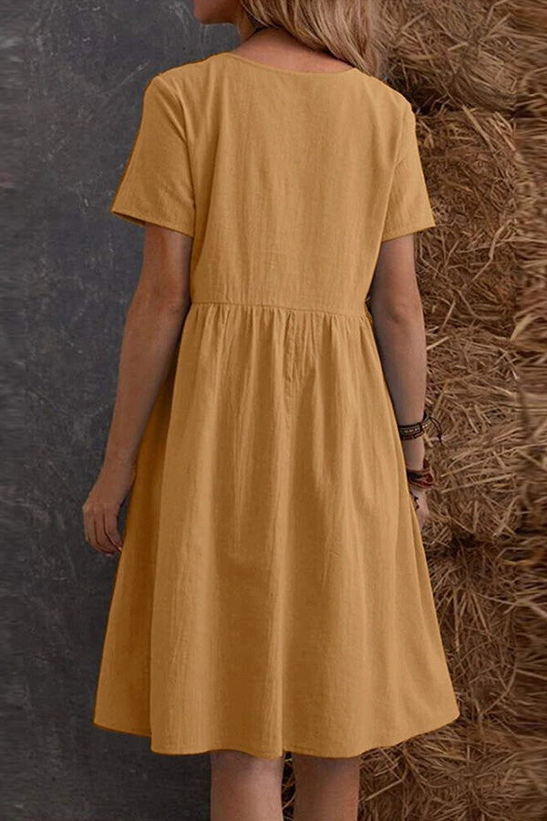 Classic Vintage Dress with a Flattering Fit