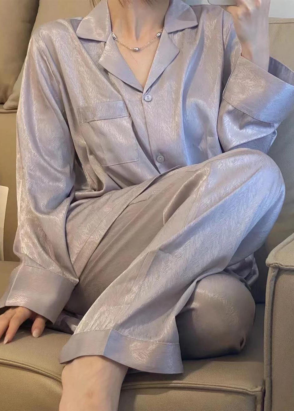 Effortlessly Elegant Garment with a Timeless Design