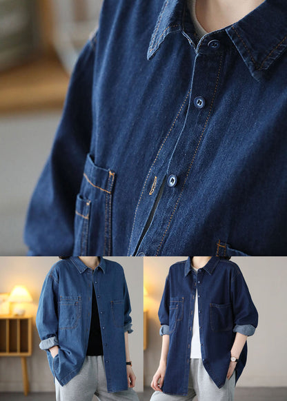 Classic Vintage Coat with a Flattering Fit