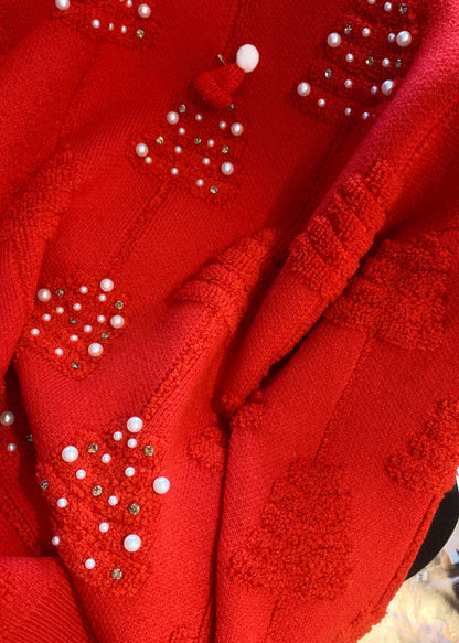 Beautifully Finished Sweater in a Timeless Design