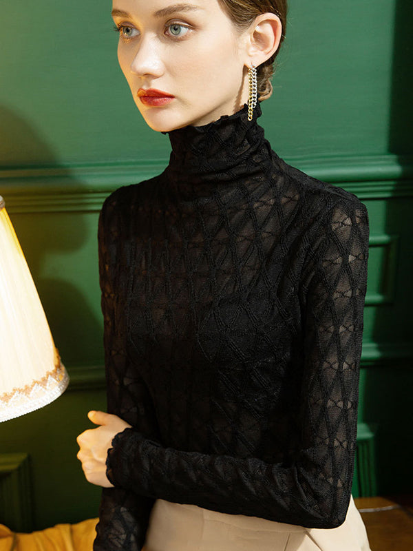 Beautifully Crafted T-Shirt in a Classic Style