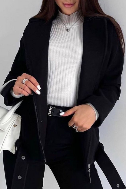Effortlessly Elegant Garment with a Timeless Design