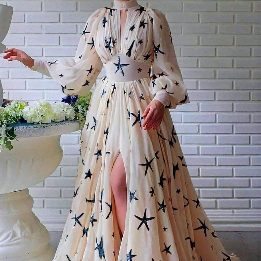 Well Tailored Dress with a Graceful Silhouette